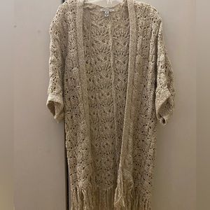 Short sleeved knit cardigan